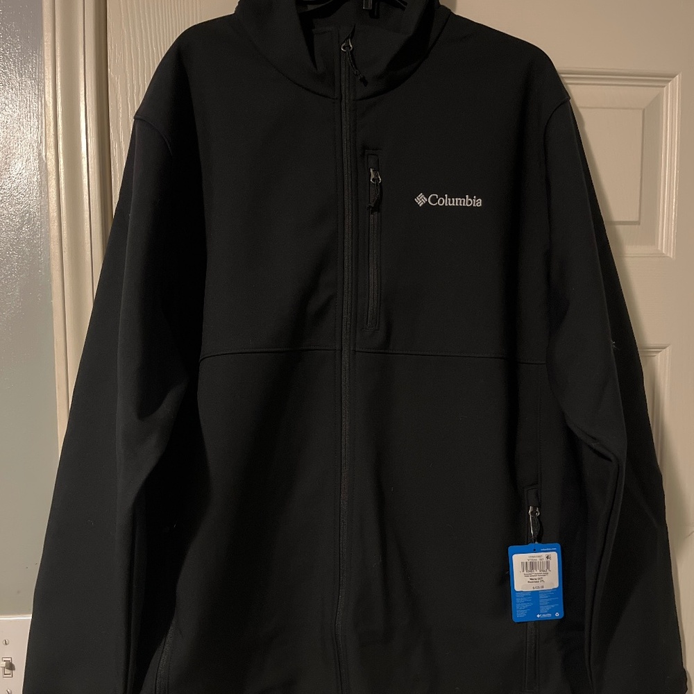2XL Columbia Softshell jacket